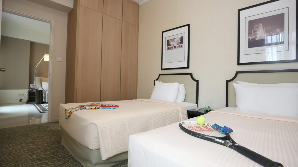 super single beds in three bedroom pinnacle serviced apartments singapore for monthly lease
