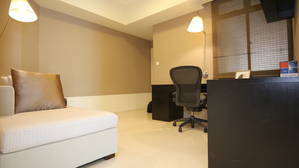 study area of three bedroom pinnacle serviced apartments singapore for monthly lease